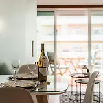 Algarve Vibes Apartment, Wifi, Pool, Ac, Bbq