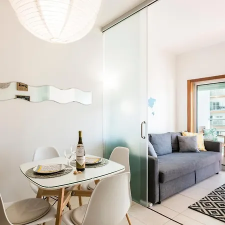 דירה Algarve Vibes Apartment, Wifi, Pool, Ac, Bbq